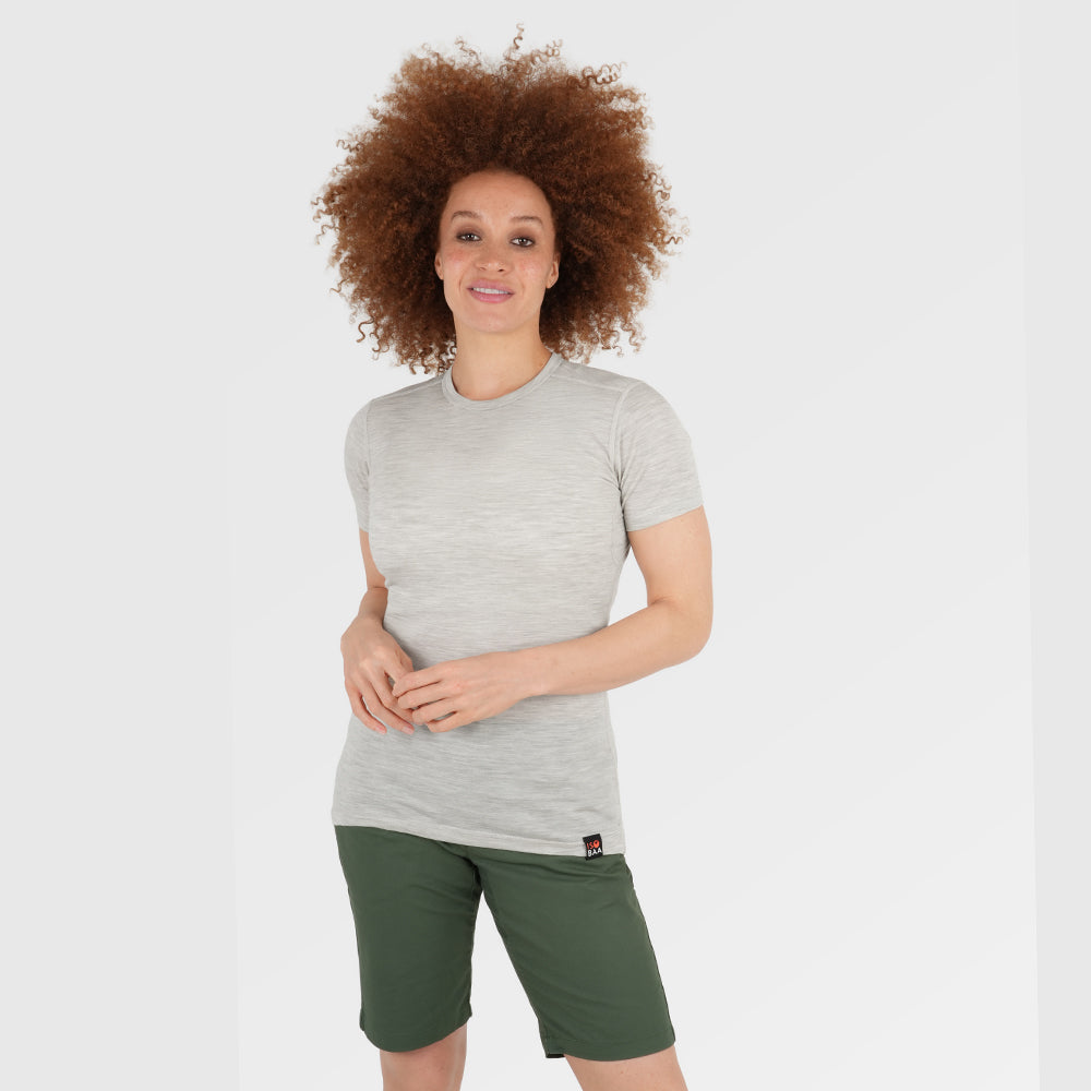 Womens Merino 150 Short Sleeve Crew (Jute) | Model: Chi Chi