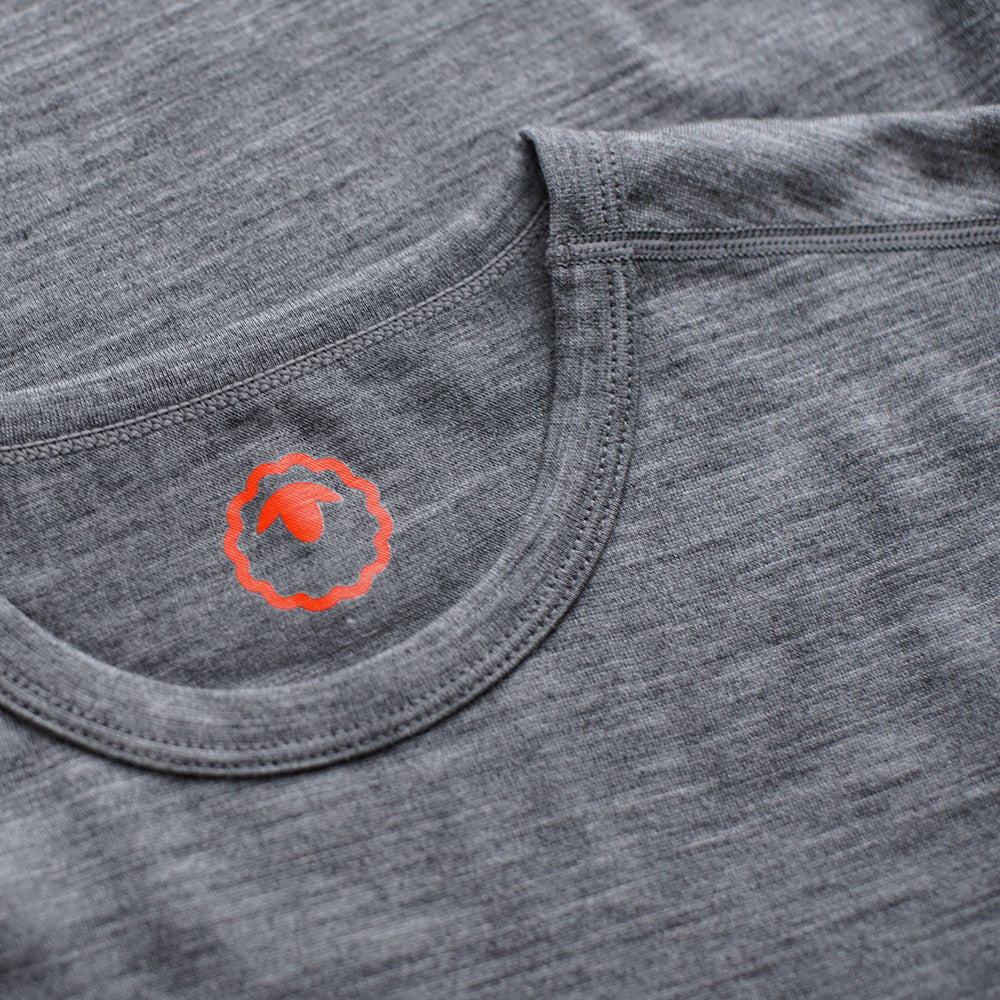 Isobaa | Womens Merino 180 Long Sleeve Crew (Stripe Charcoal/Smoke) | Get outdoors with the ultimate Merino wool long-sleeve top.