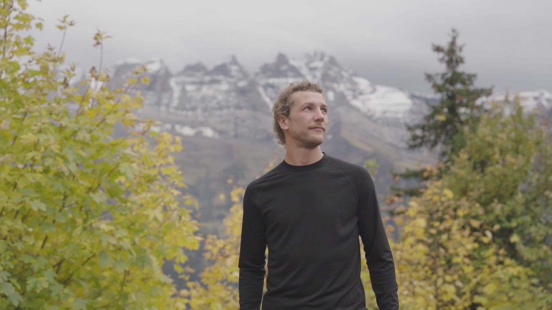 Isobaa | Mens 160 Merino Active Long Sleeve Crew (Black) | Elevate your active wardrobe with our Men's 160 Merino Active Long Sleeve Crew, expertly crafted from 160g 18.5 micron superfine merino wool | align: 60% 75% | Model: Baudoin