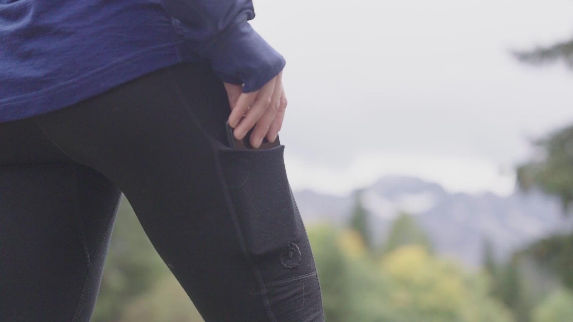 Isobaa | Womens 260 Merino Active Tights (Black) | Gear up for cold weather with the Women's 260 Merino Active Tights, designed to keep you warm, dry, and comfortable during your most demanding activities | align: 15% 45% | Model: Estelle