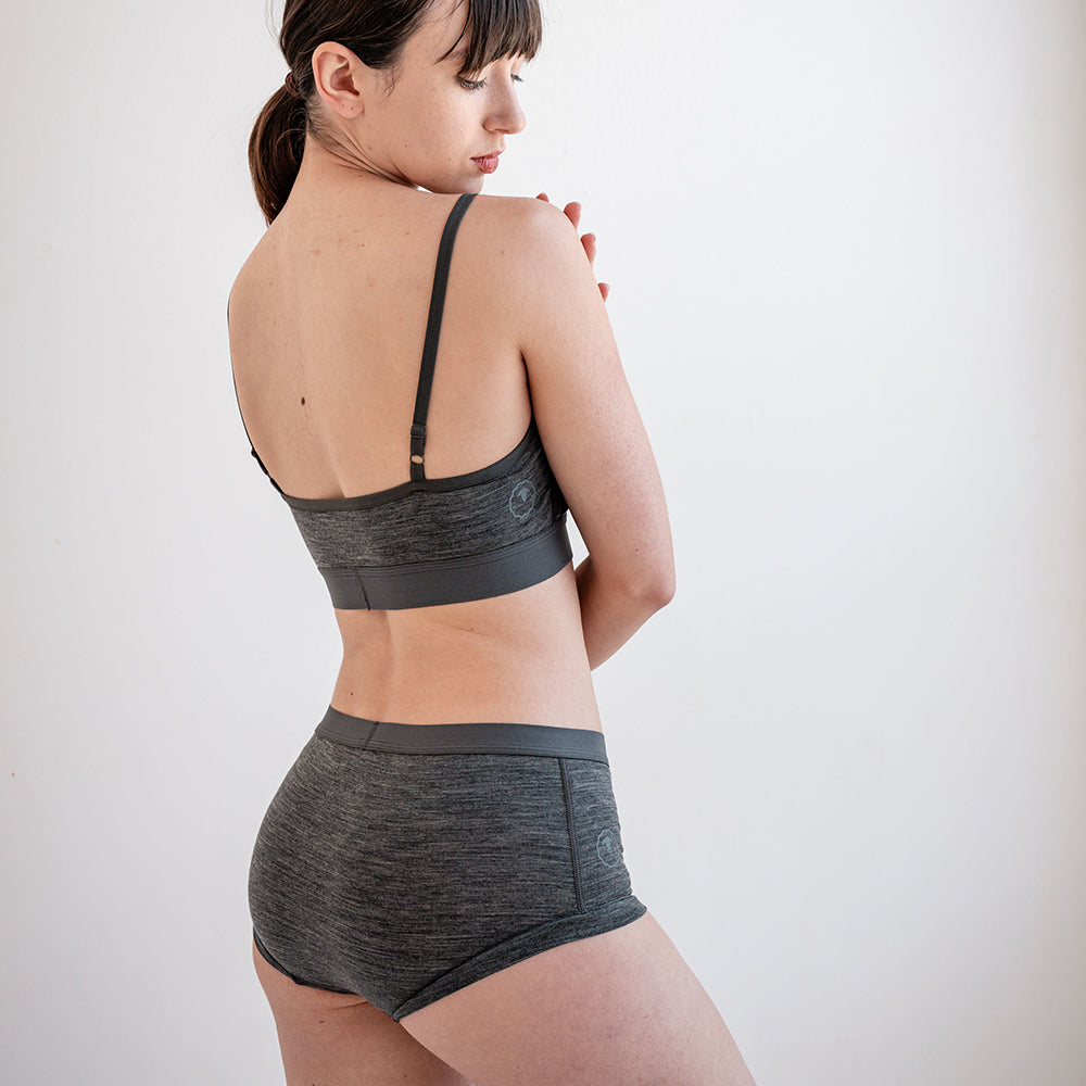 Womens Merino Blend 160 Hipster Knickers (Smoke Melange) | Model: SS25-1