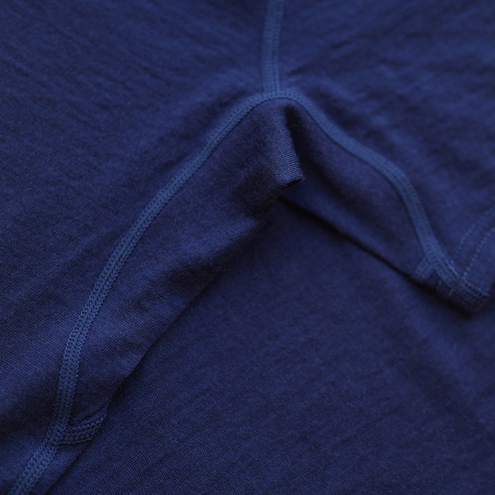 Isobaa | Mens Merino 150 Short Sleeve Crew (Navy) | Gear up for performance and comfort with Isobaa's technical Merino short-sleeved top.