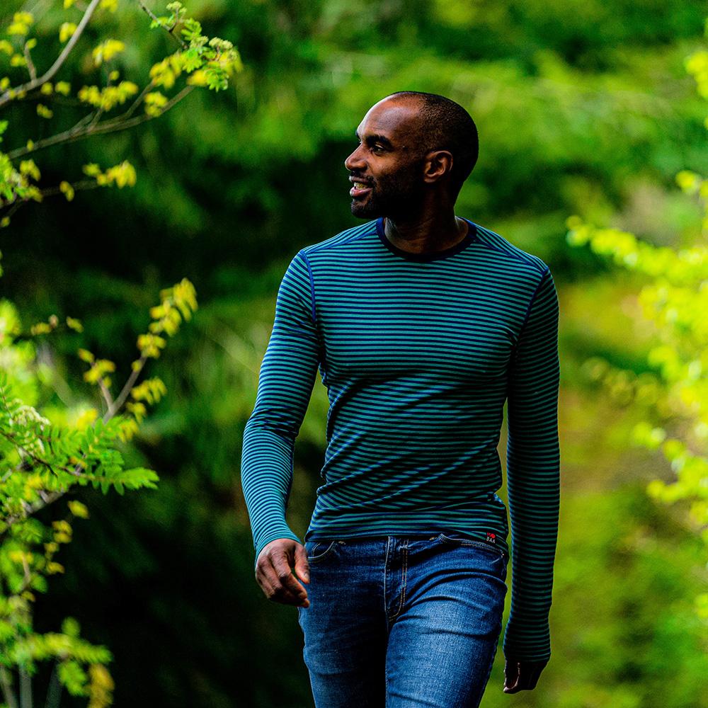 Isobaa | Mens Merino 180 Long Sleeve Crew (Mini Stripe Navy/Green) | Get outdoors with the ultimate Merino wool long-sleeve top. | Model: Michael