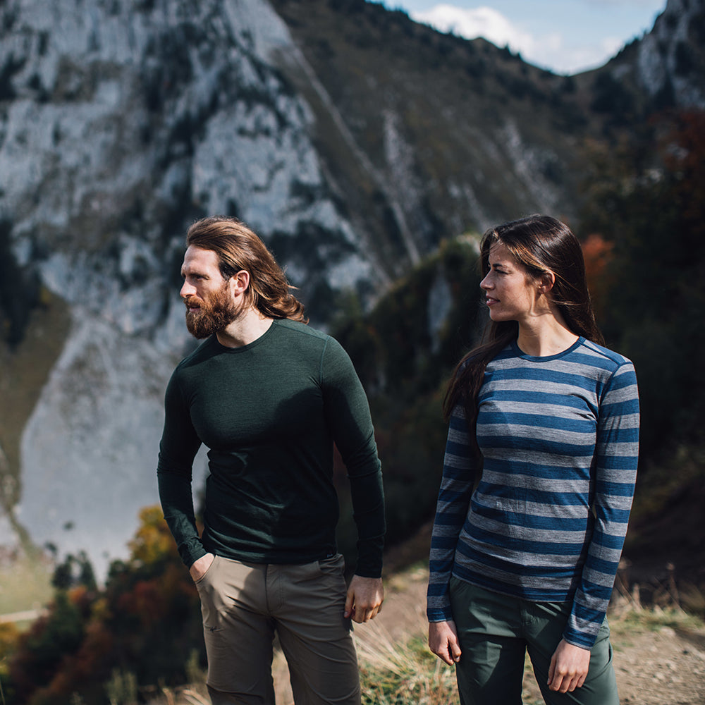 Isobaa | Mens Merino 180 Long Sleeve Crew (Forest) | Get outdoors with the ultimate Merino wool long-sleeve top. | Model: Craig